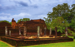 ඓතිහාසික පොළොන්නරුව | Polonnaruwa